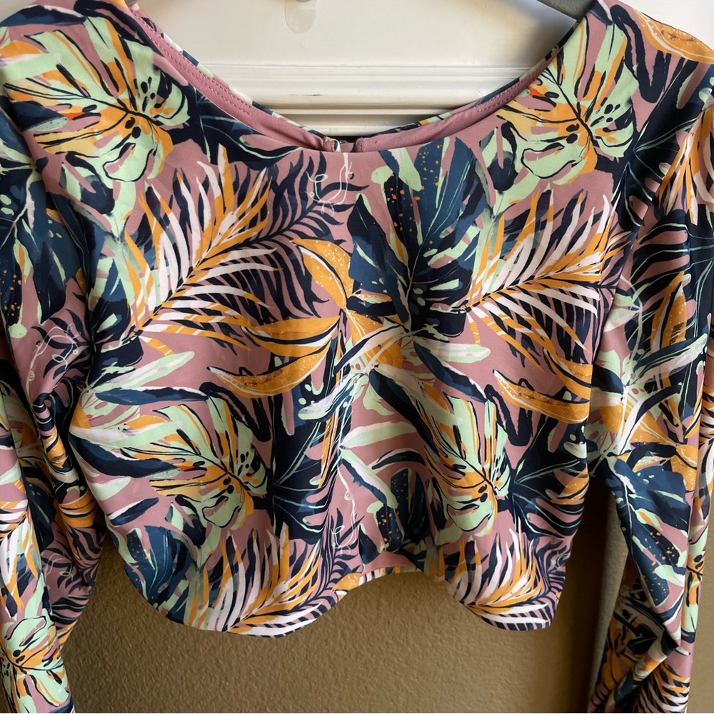 PHAX Cropped Long Sleeve Rashguard Large - Picture 6 of 11